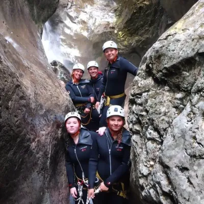Family Canyoning 10 690x920